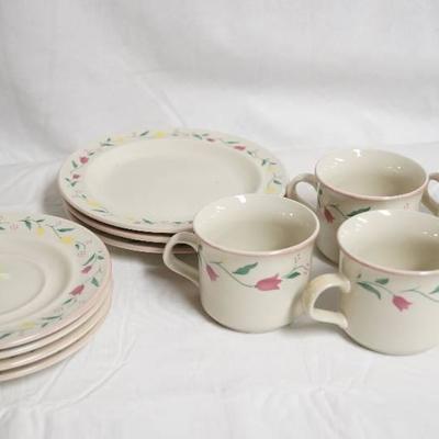 11 Piece Floral Dining Set- Plates and Cups Includ ...
