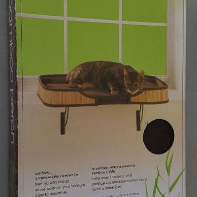 HCC073 Bamboo Perch for Your Cat New in Box
