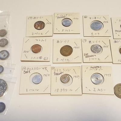 HCC060 Assortment of Coins - GB, Italy, Germany, World
