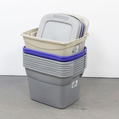 Group Of 10 Storage Totes With Lids. 