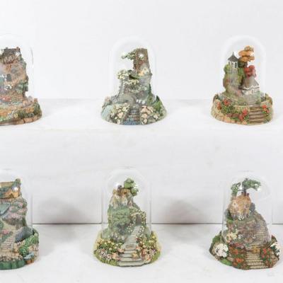 Group Of 6 Franklin Mint Cottages	