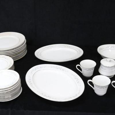 36 Piece China Set	