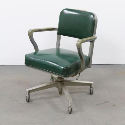 Vintage Steelcase Office Arm Chair.	