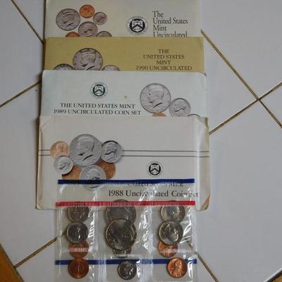 1988 - 1989 - 1990 and 1992 Uncirculated Sets