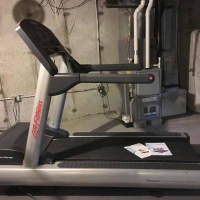 Life Fitness Club Series, Commercial, Treadmill 