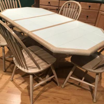 Kitchen Table with Extension Leaf