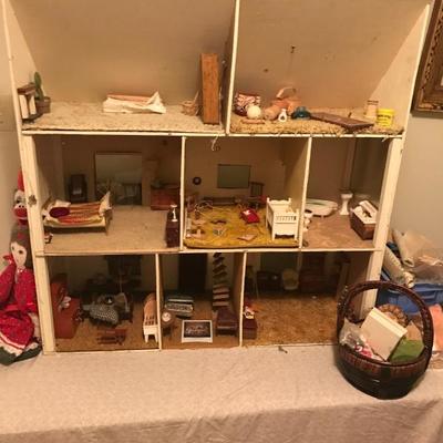 Vintage Doll house with lots of extras 