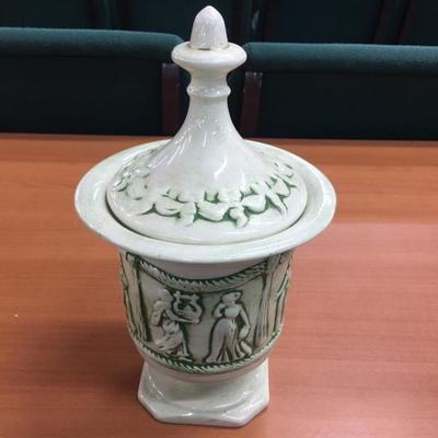 Urn
