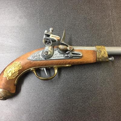 Flintlock reproduction toy pistol