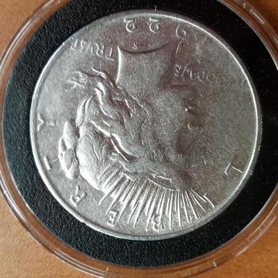 1922-D Peace Silver Dollar