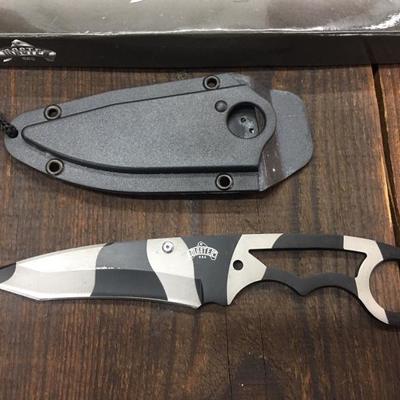 Masters tactical neck knife