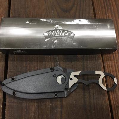 Masters tactical neck knife