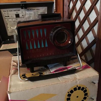Vintage View Finder with slide wheels
