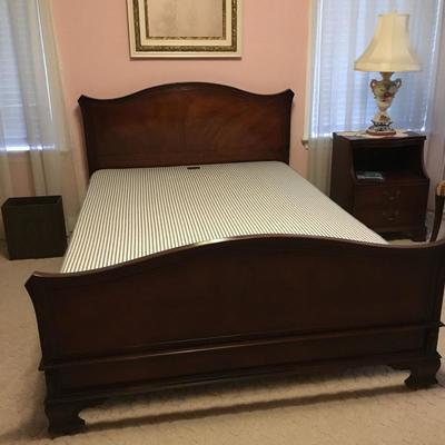 Duncan Phyfe bed - mattress not included