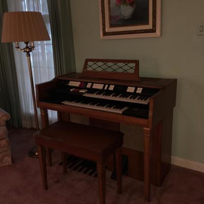 Wurlitzer organ