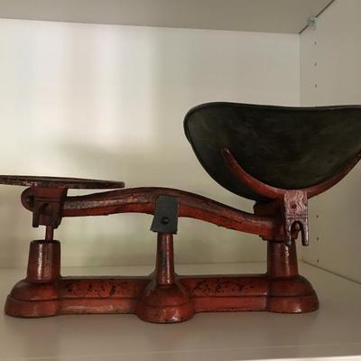 Antique cast iron kitchen scale