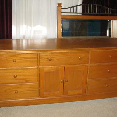 THOMASVILLE large king mission style bedroom set.   
Dresser with mirror, chest, 2 night stands and king bed BUY IT NOW $ 365.00...