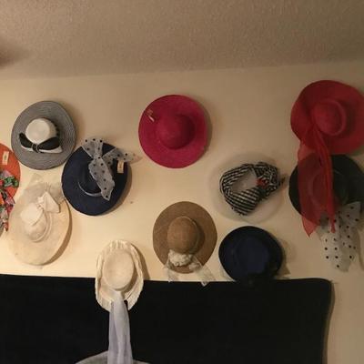Lot's and lots of vintage hats 