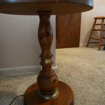 Floor lamp end table
