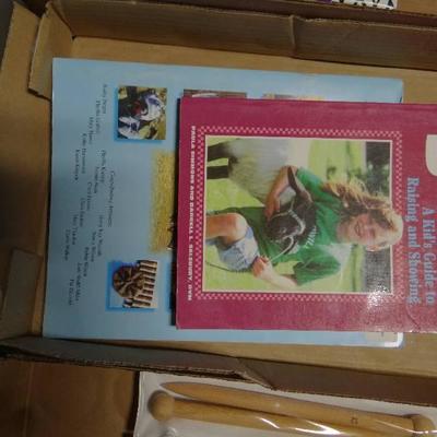 1- Knitting Book, 1- Kids Guide Book.