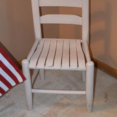 Wooden White Small Chair