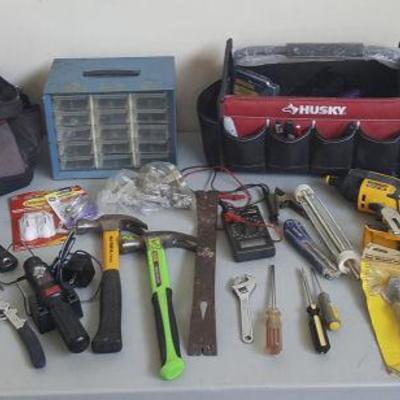 DWT039 Assortment of Tools, DeWalt, Husky
