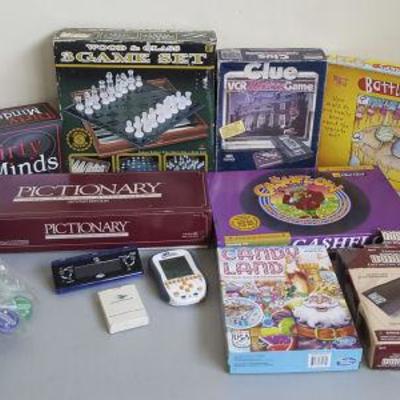 DWT020 Games Galore Lot - Board & Electronic Games
