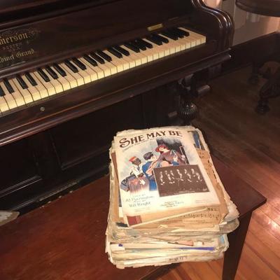 LOTS OF ANTIQUE SHEET MUSIC