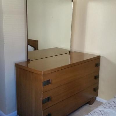 MCM bedroom set 4 pieces, clean & pristine