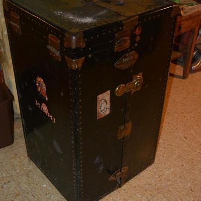 Vintage Steamer trunk, plus vintage suitcases
