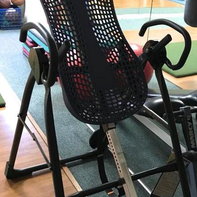 Hang Ups Inversion therapy table
