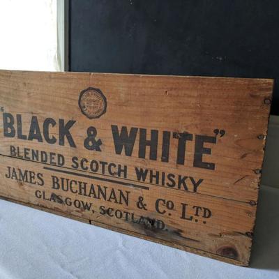 Black & White Scotch Whisky antique wooden case