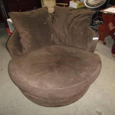 Swivel Chair