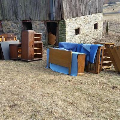 no less than 5 complete bedroom sets arrived from our new estates over the past month.  a MUST SEE!