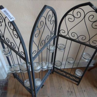 Metal candle holder fireplace screen