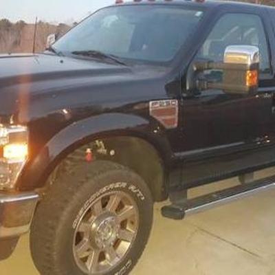  2010 FORD F-250 Super Duty Lariat Crew Cab 4WD more pictures at the end of photo album. 
