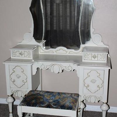 Depression Era White with Gold 4 piece Bedroom Suite: Vanity with Stool