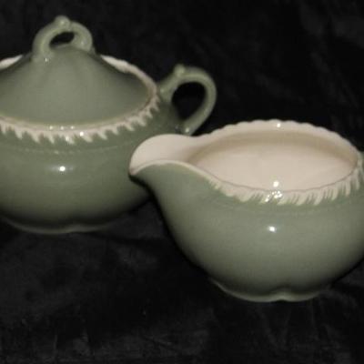 Harder Pottery "Chesterton"  Gray Sugar and Creamer