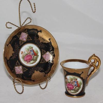 Royal Vienna Beehive Hallmark Porcelain Cobalt Blue Hand Decorated Heavy Gold Courting Scene Demitasse Cup & Saucer