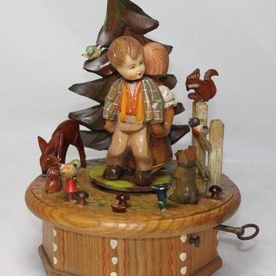 Vintage AnriBlack Forest Wood Carved Thoren's Music Box (9"H x7"D) 