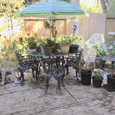 Metal round patio table and chairs 