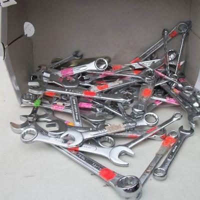 large lot of sae and metric wrenches