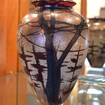 Satava art glass vase