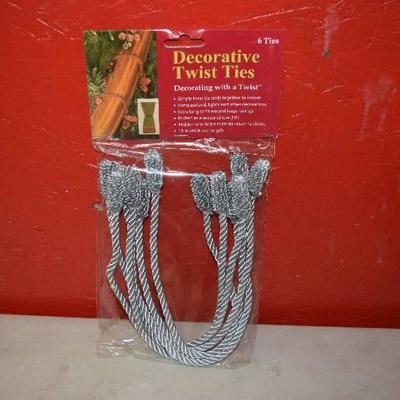 12 Packages of 6 Decorative Twist Ties