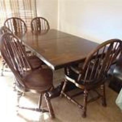 Farmhouse Pine Table w?6 Chairs & Bench