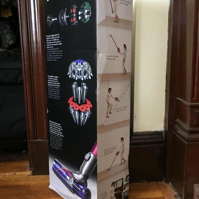 Dyson V6 NIB