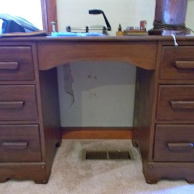 Keyhole desk $49