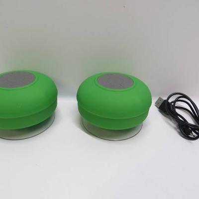 Lot of 2 green shower speakers