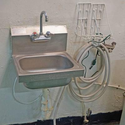 Stainless Steel Handwashing Sink w/ faucet and hos ...
