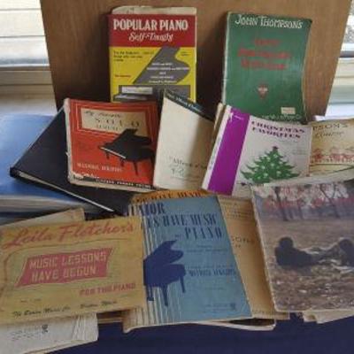NPT077 Vintage Piano Books, Music Books
